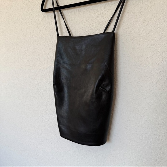 L'Academie Black Leather Tank - Picture 5 of 9